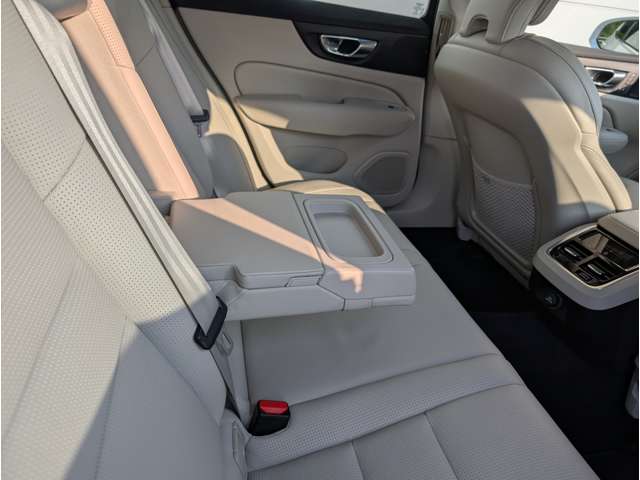 ボルボ Ｓ６０ Ｔ５　インスクリプション R2年 (東北) 99