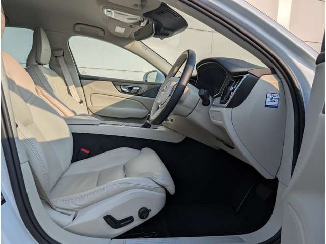 ボルボ Ｓ６０ Ｔ５　インスクリプション R2年 (東北) 99