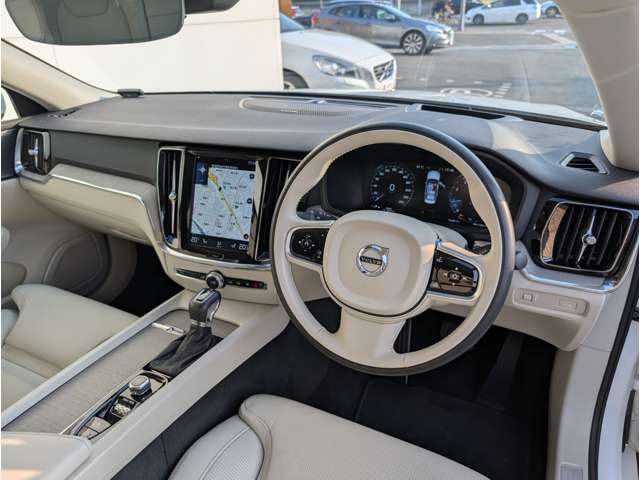 ボルボ Ｓ６０ Ｔ５　インスクリプション R2年 (東北) 99