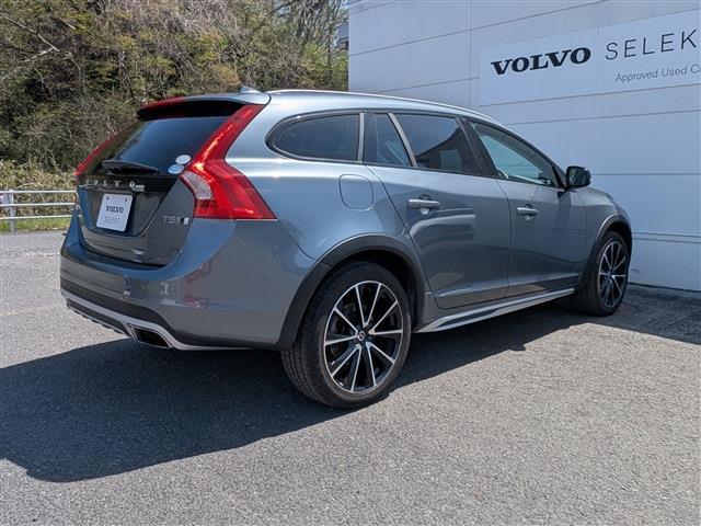 ボルボ Ｖ６０クロスカントリー Ｔ５ ＡＷＤ クラシック ４ＷＤ H30年 (東北) 99