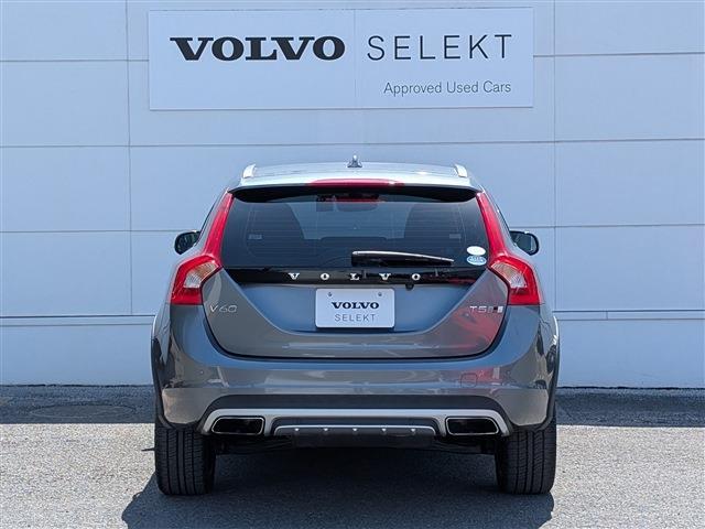 ボルボ Ｖ６０クロスカントリー Ｔ５ ＡＷＤ クラシック ４ＷＤ H30年 (東北) 99