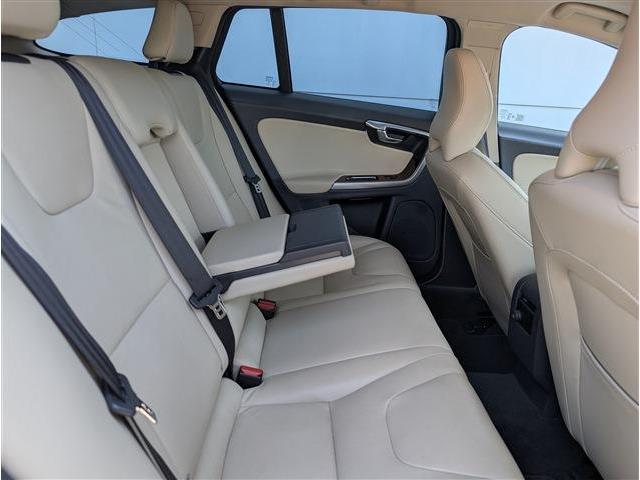 ボルボ Ｖ６０クロスカントリー Ｔ５ ＡＷＤ クラシック ４ＷＤ H30年 (東北) 99