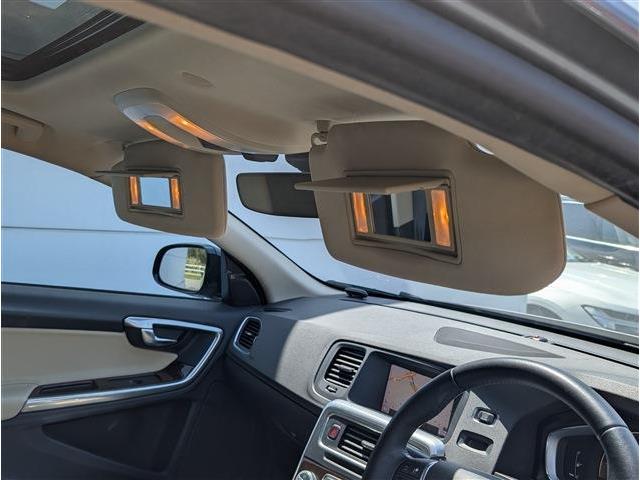 ボルボ Ｖ６０クロスカントリー Ｔ５ ＡＷＤ クラシック ４ＷＤ H30年 (東北) 99