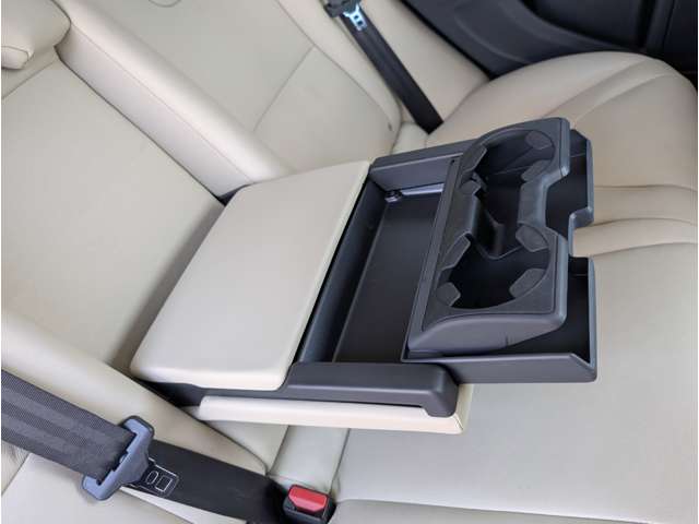 ボルボ Ｖ６０クロスカントリー Ｔ５ ＡＷＤ クラシック ４ＷＤ H30年 (東北) 99