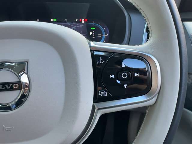 ボルボ ＸＣ９０ リチャージ アルティメット Ｔ８ ＡＷＤ プラグイン ハイブリッド ４ＷＤ R6年 (東北) 99