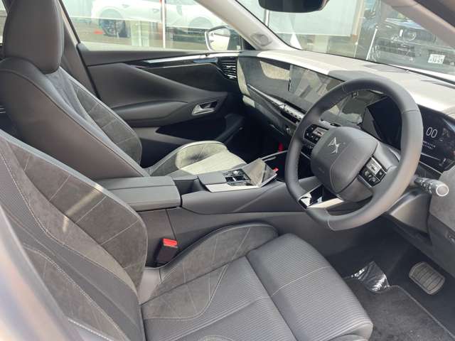 シトロエン ＤＳ４ エトワール ブルーＨＤＩ ディーゼルターボ R7年 (東北) 99