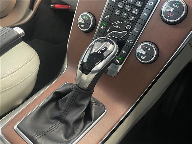 ボルボ Ｖ４０ Ｔ３　インスクリプション H30年 (東北) 99