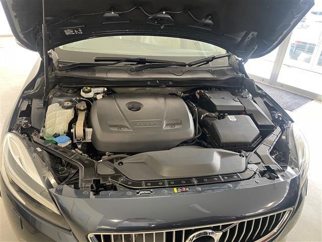 ボルボ Ｖ４０ Ｔ３　インスクリプション H30年 (東北) 99