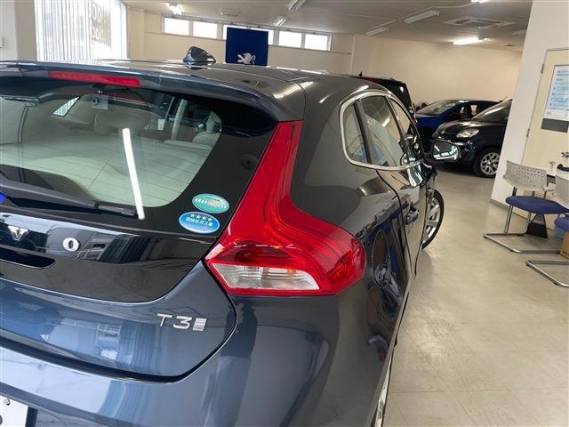 ボルボ Ｖ４０ Ｔ３　インスクリプション H30年 (東北) 99