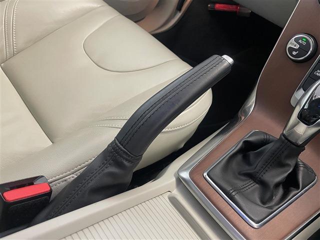 ボルボ Ｖ４０ Ｔ３　インスクリプション H30年 (東北) 99