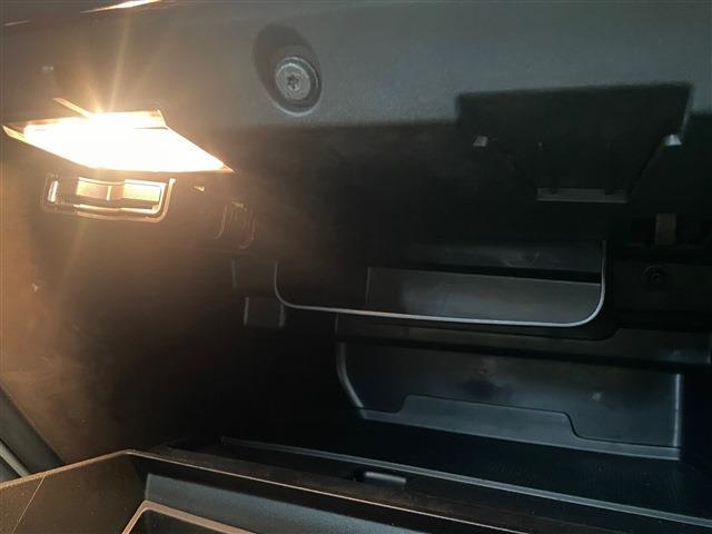 ボルボ Ｖ４０ Ｔ３　インスクリプション H30年 (東北) 99