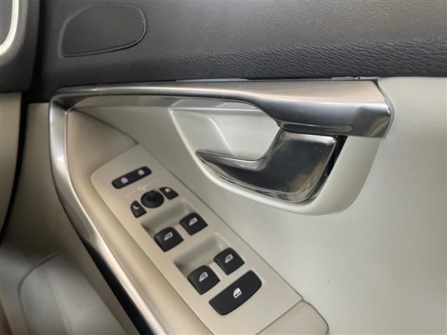 ボルボ Ｖ４０ Ｔ３　インスクリプション H30年 (東北) 99