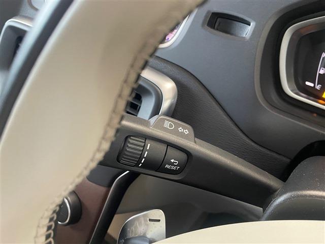 ボルボ Ｖ４０ Ｔ３　インスクリプション H30年 (東北) 99