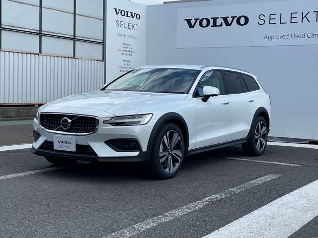 ボルボ Ｖ６０クロスカントリー ウルトラ Ｂ５ ＡＷＤ ４ＷＤ R7年 (東北) 99