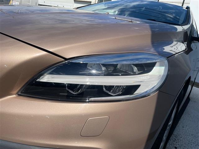 ボルボ Ｖ４０クロスカントリー Ｄ４ モメンタム ディーゼルターボ H28年 (東北) 99