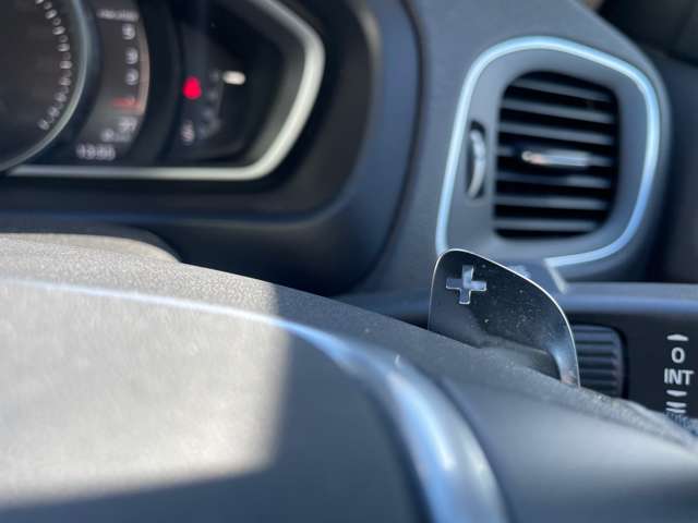 ボルボ Ｖ４０クロスカントリー Ｄ４ モメンタム ディーゼルターボ H28年 (東北) 99