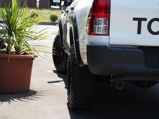 トヨタ ハイラックス ２．４ Ｘ ディーゼルターボ ４ＷＤ H30年 (関東) 99