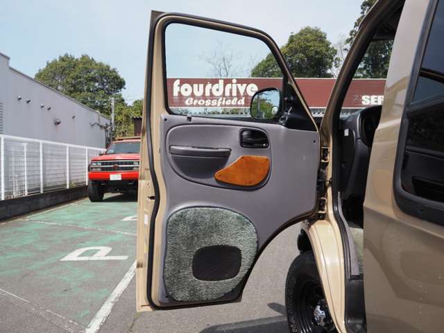 ダッジ ラムバン ロールーフコンバージョン H13年 (関東) 99