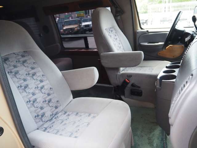 ダッジ ラムバン ロールーフコンバージョン H13年 (関東) 99