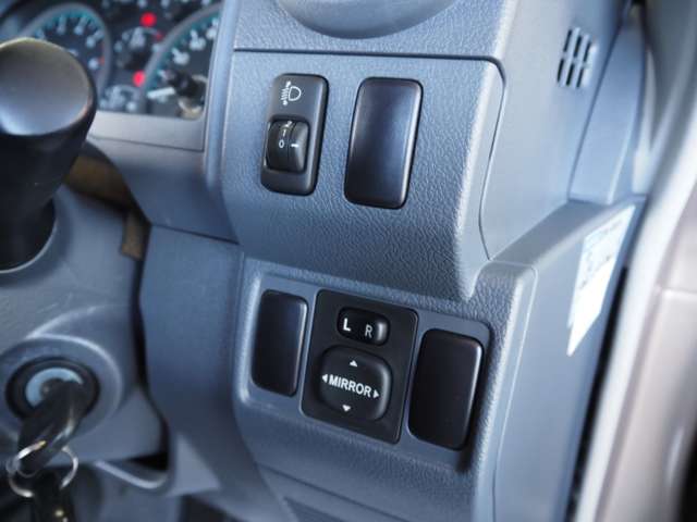 トヨタ ランドクルーザーピックアップ ４．０ ４ＷＤ H27年 (関東) 99