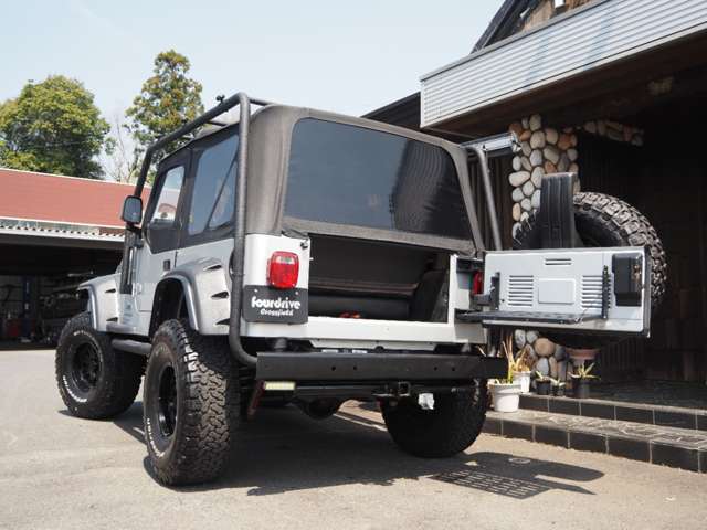 ジープ ラングラー スポーツ ソフトトップ ４ＷＤ H16年 (関東) 99