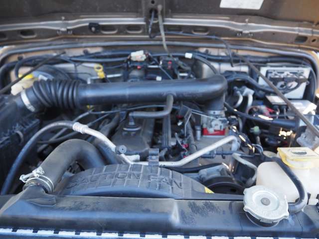 ジープ ラングラー サハラ ハードトップ ４ＷＤ H16年 (関東) 99