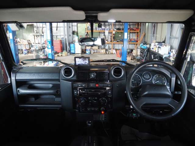 ランドローバー ディフェンダー ９０ R3年 (関東) 99