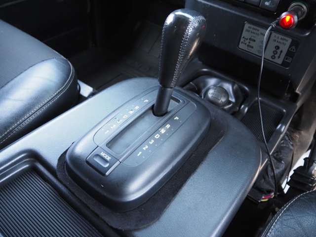 ランドローバー ディフェンダー ９０ R3年 (関東) 99