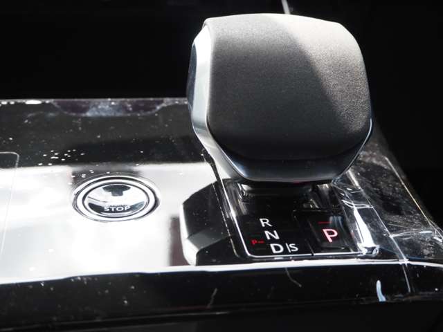 ランドローバー レンジローバー スポーツ オートバイオグラフィ ３．０Ｌ Ｄ３００ ディーゼルターボ ４ＷＤ R6年 (関東) 99