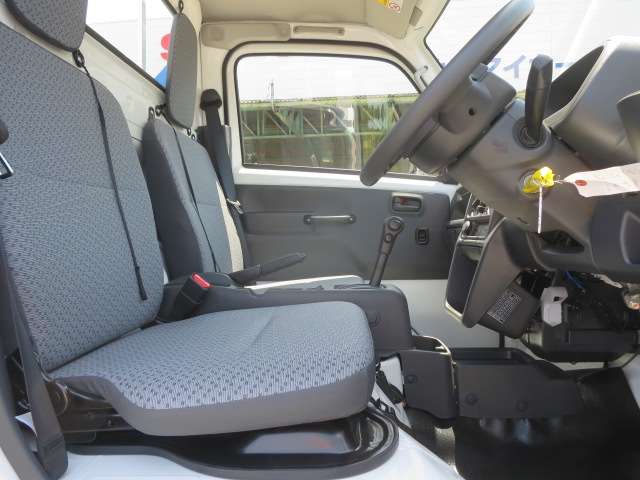 スズキ キャリイトラック ６６０ ＫＣエアコン・パワステ ３方開 ４ＷＤ R7年 (関東) 99