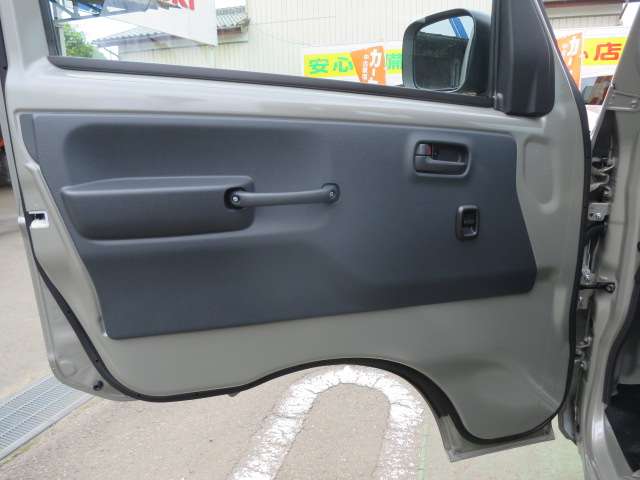 スズキ キャリイトラック ６６０ ＫＣエアコン・パワステ ３方開 ４ＷＤ R7年 (関東) 99