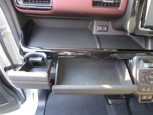 スズキ スペーシア ６６０ カスタム ハイブリッド ＸＳ R6年 (関東) 99