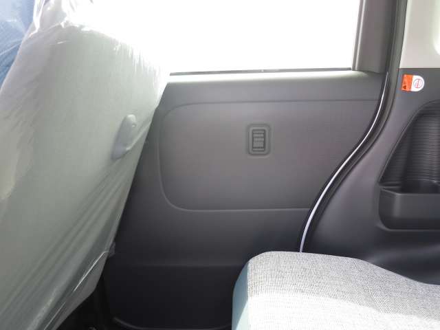 ダイハツ ムーヴ　キャンバス ６６０ ストライプス Ｇ R6年 (関東) 99