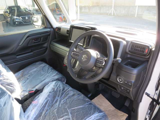 スズキ スペーシア ６６０ ギア ハイブリッド ＸＺ R6年 (関東) 99