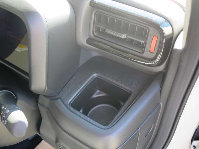 スズキ スペーシア ６６０ ギア ハイブリッド ＸＺ R6年 (関東) 99