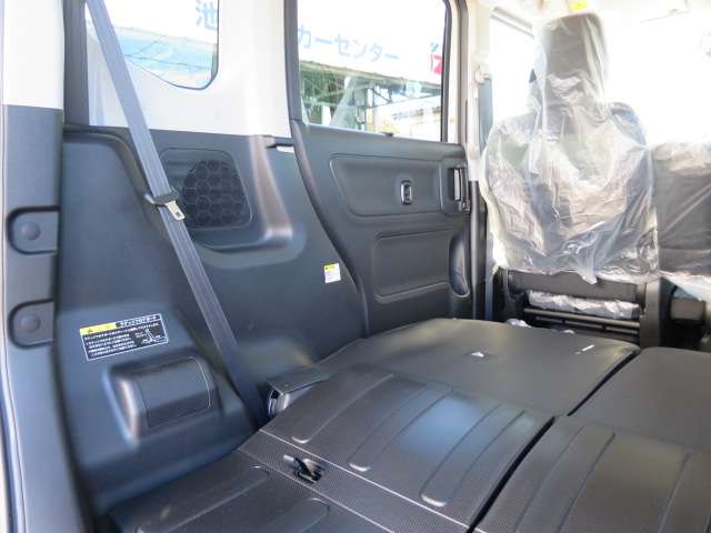 スズキ スペーシア ６６０ ギア ハイブリッド ＸＺ R6年 (関東) 99