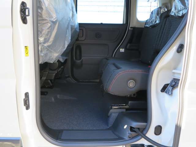 スズキ スペーシア ６６０ ギア ハイブリッド ＸＺ R6年 (関東) 99