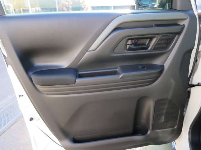 スズキ スペーシア ６６０ ギア ハイブリッド ＸＺ R6年 (関東) 99