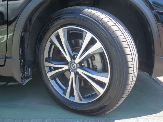 日産 エクストレイル ２．０ ２０Ｘ ３列車 ４ＷＤ R1年 (関東) 99