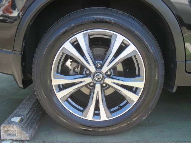 日産 エクストレイル ２．０ ２０Ｘ ３列車 ４ＷＤ R1年 (関東) 99