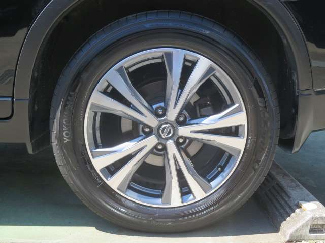 日産 エクストレイル ２．０ ２０Ｘ ３列車 ４ＷＤ R1年 (関東) 99