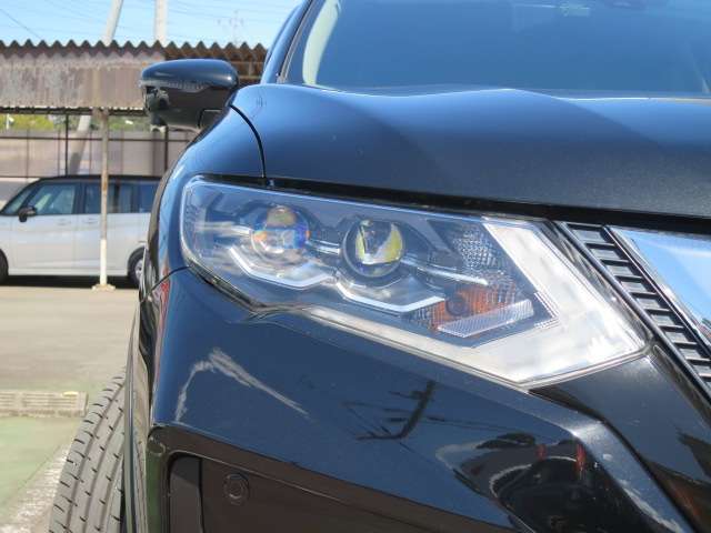 日産 エクストレイル ２．０ ２０Ｘ ３列車 ４ＷＤ R1年 (関東) 99