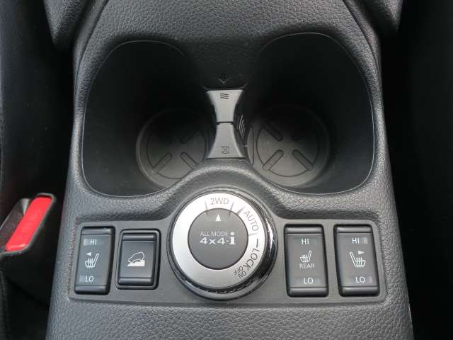 日産 エクストレイル ２．０ ２０Ｘ ３列車 ４ＷＤ R1年 (関東) 99