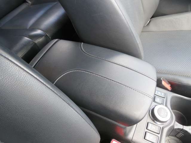 日産 エクストレイル ２．０ ２０Ｘ ３列車 ４ＷＤ R1年 (関東) 99