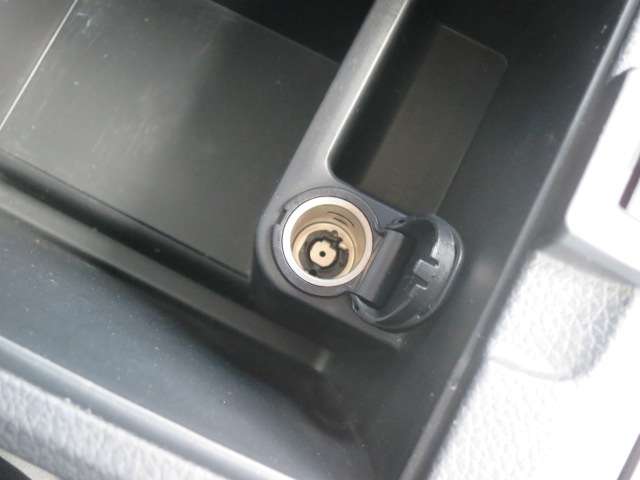 日産 エクストレイル ２．０ ２０Ｘ ３列車 ４ＷＤ R1年 (関東) 99