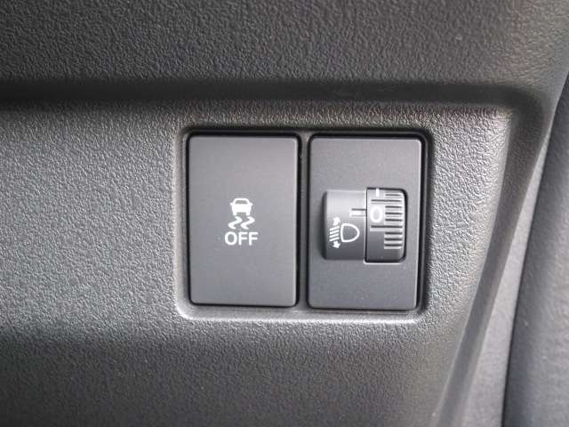 ホンダ Ｎ　ＢＯＸ カスタム ６６０ R7年 (関東) 99