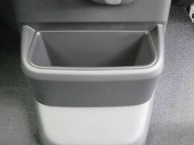 ホンダ Ｎ　ＢＯＸ カスタム ６６０ R7年 (関東) 99