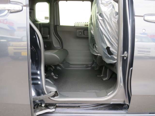 ホンダ Ｎ　ＢＯＸ カスタム ６６０ R7年 (関東) 99