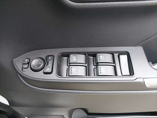 ダイハツ タント ６６０ カスタム ＲＳ R6年 (関東) 99