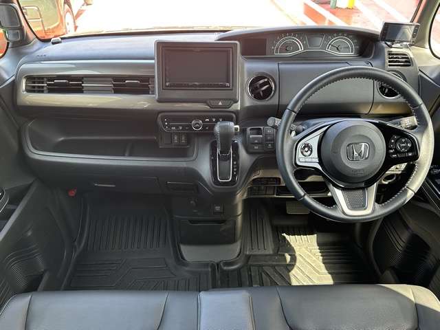 ホンダ Ｎ　ＢＯＸ カスタム ６６０ Ｌ ターボ スタイルプラス ブラック R4年 (東海) 99